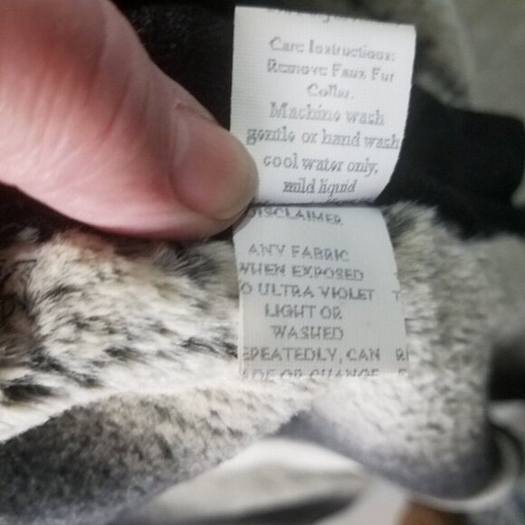 Skea black maxi over coat women's 10 plush faux sheep skin fur detachable collar - Picture 10 of 16